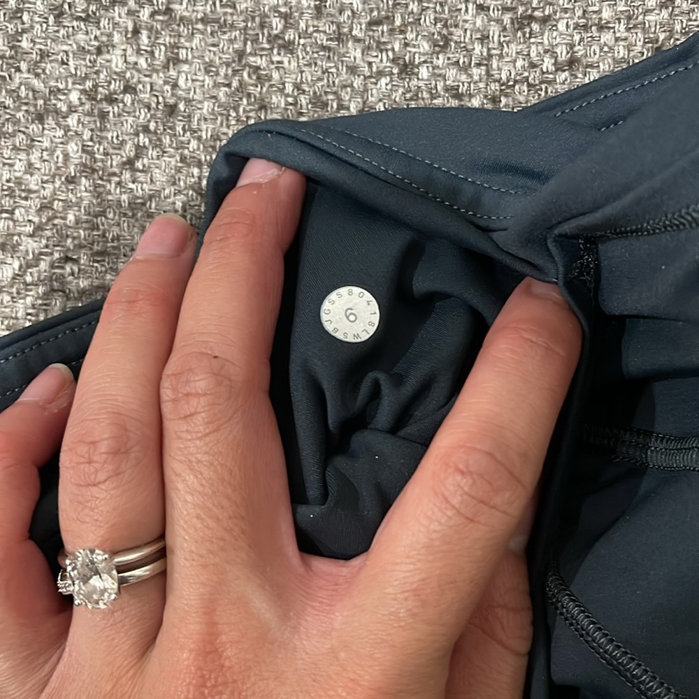 Lululemon Fast & Free 7/8 Tight II *Nulux 25"
Melanite - Picture 4 of 4
